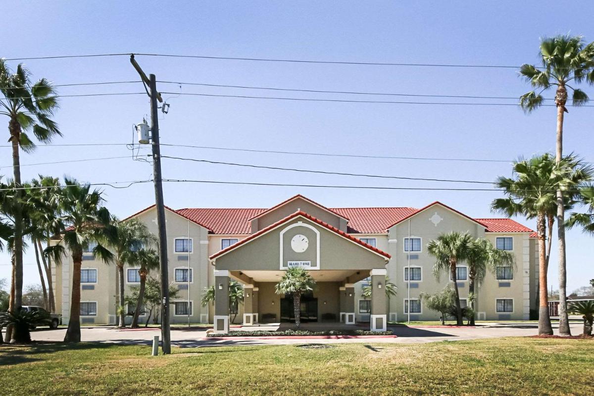 Quality Inn Kingsville Hwy 77 - Housity