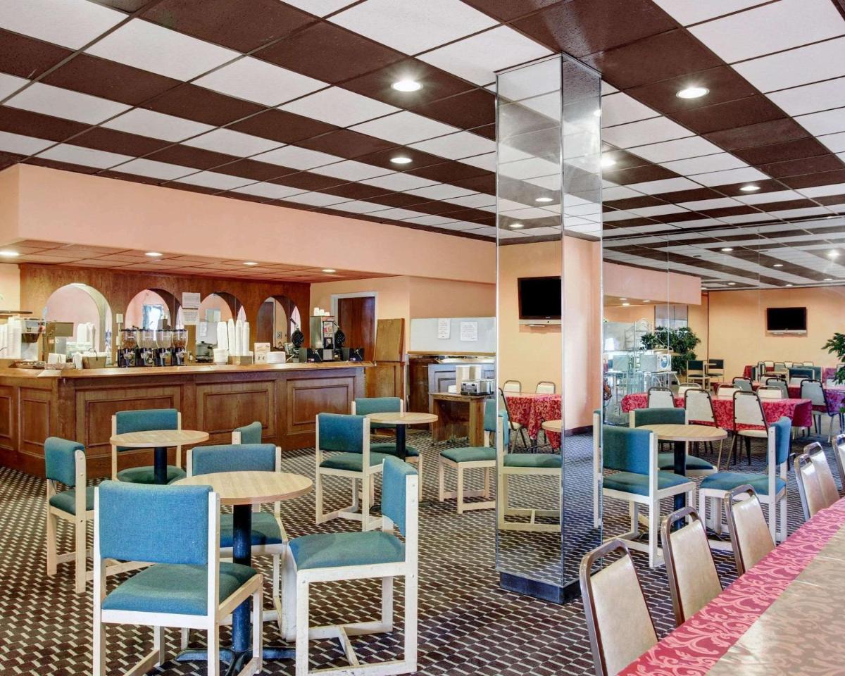 Rodeway Inn New Braunfels - San Antonio Area - Housity