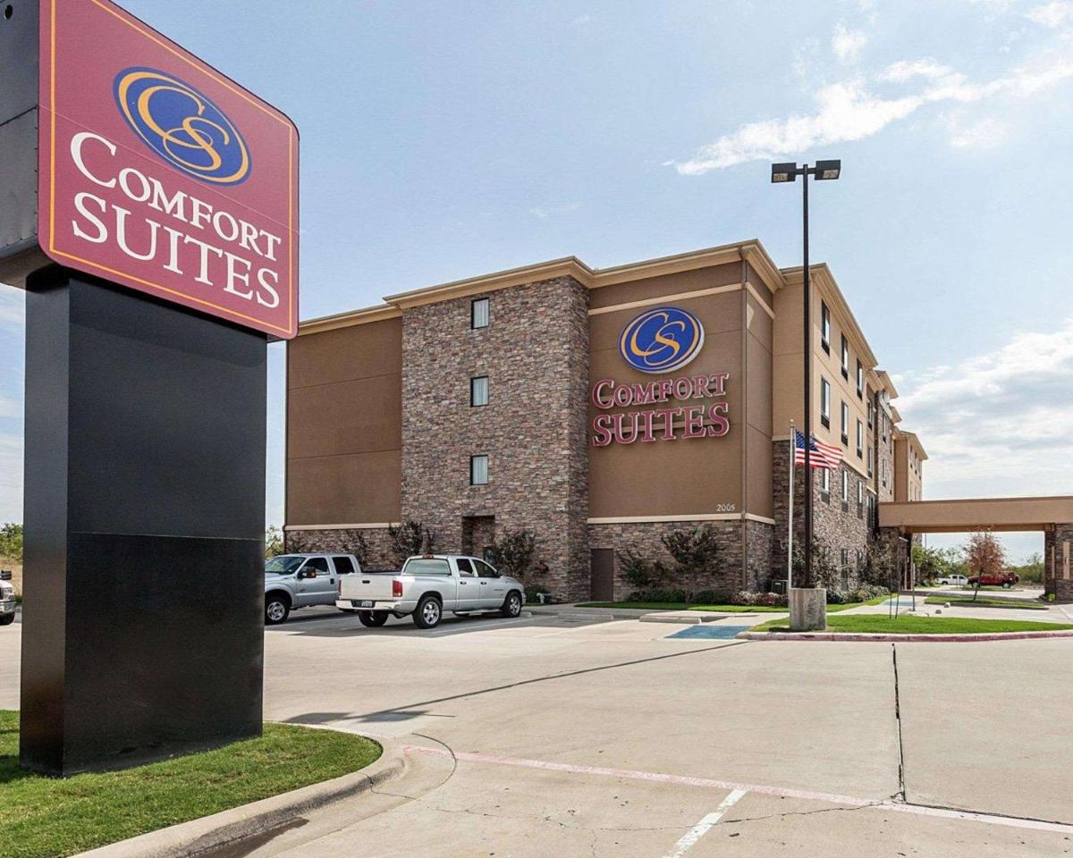Comfort Suites Greenville - Housity