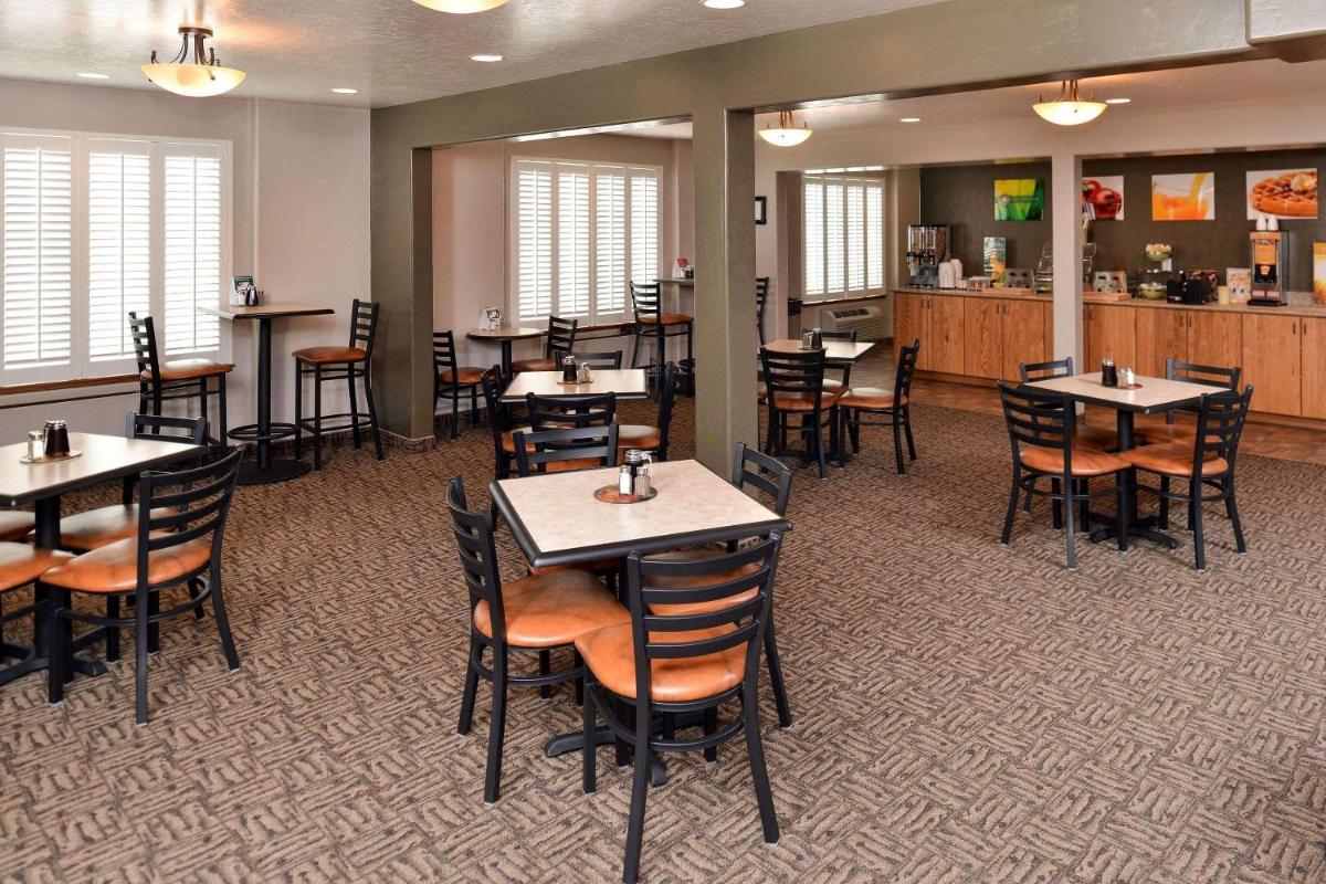 Quality Inn Vernal near Dinosaur National Monument - Housity
