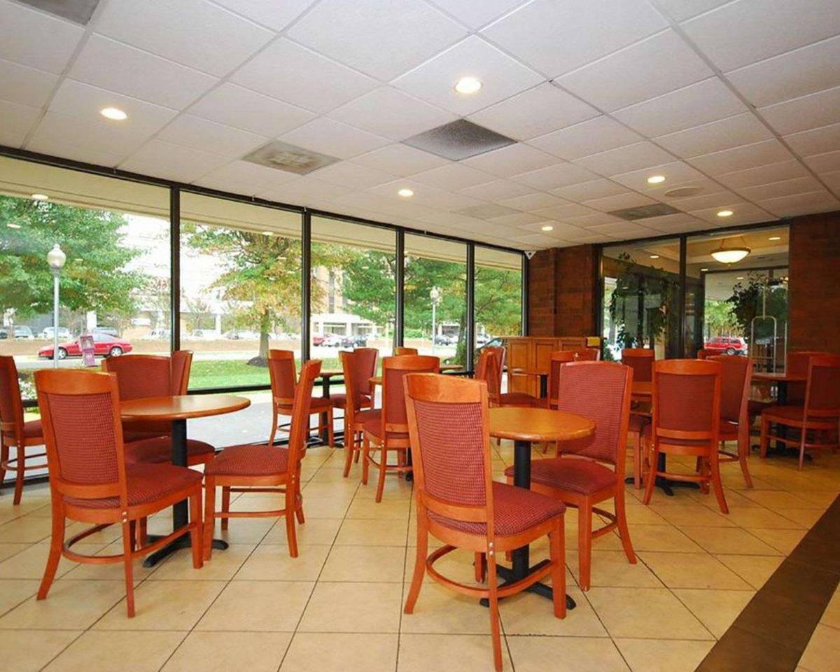 Comfort Inn - Housity