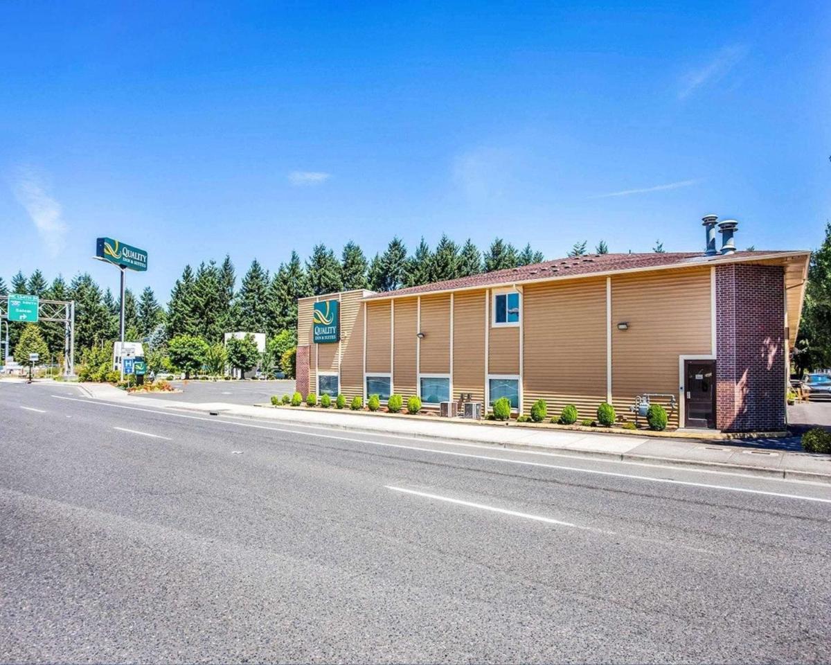 Quality Inn & Suites Vancouver North - Housity