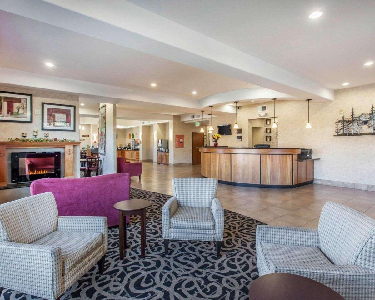 Comfort Suites Wenatchee Leavenworth - Housity