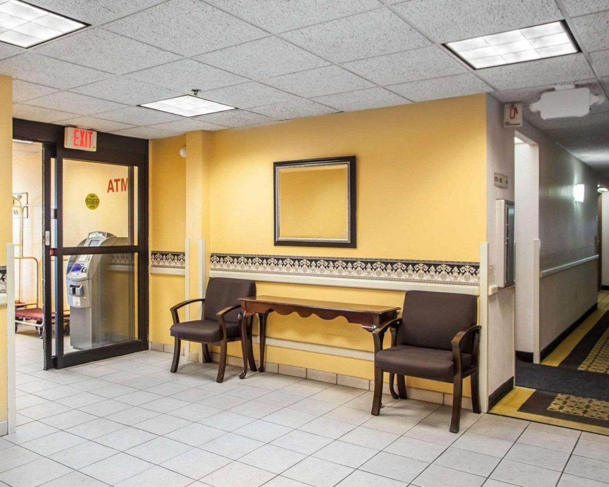 Rodeway Inn & Suites Milwaukee Airport - Housity