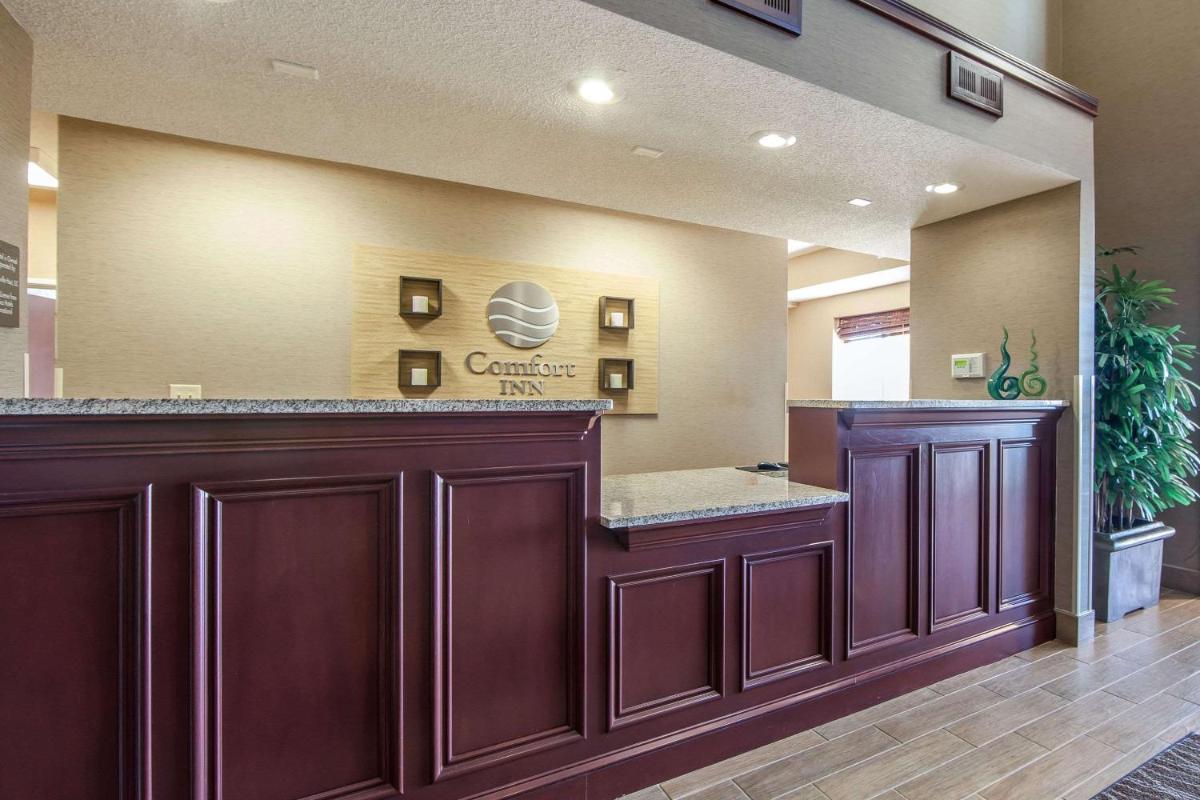 Comfort Inn Lexington South - Housity