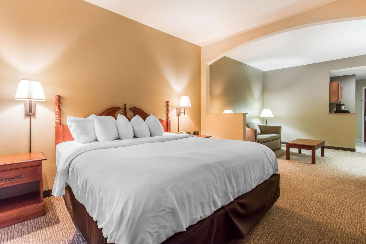 Quality Suites New Iberia - Housity