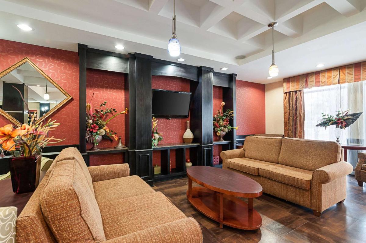 Comfort Suites Sulphur-Lake Charles - Housity