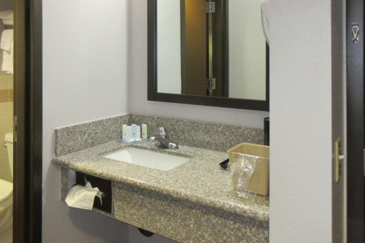 Quality Inn Spanish Fork North - Housity