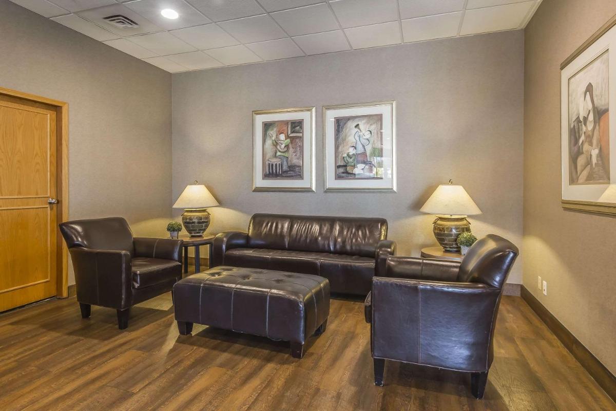 Suitetrails - Quality Inn & Suites Saskatoon