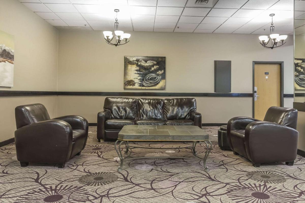 Suitetrails - Quality Inn & Suites Saskatoon