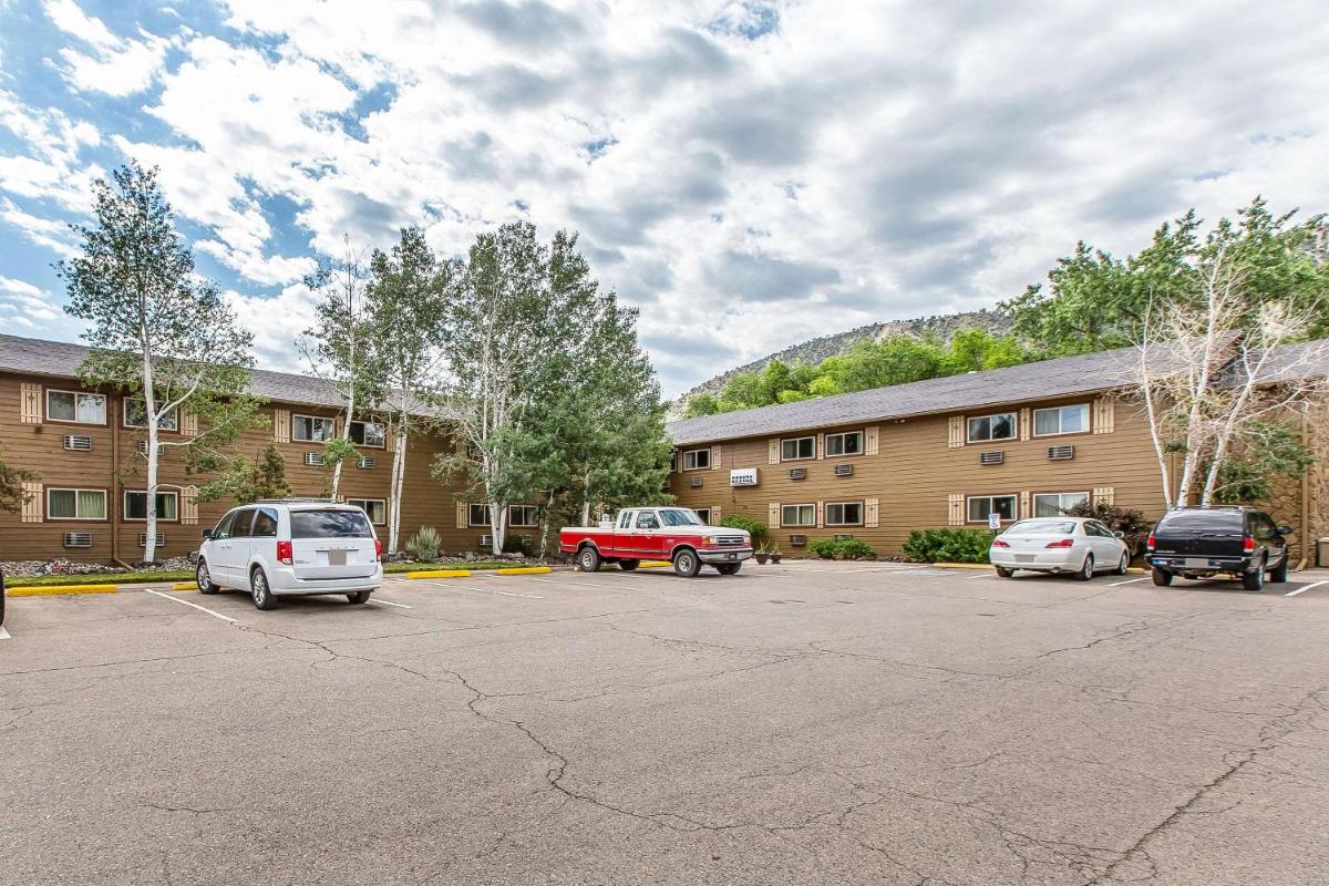 Rodeway Inn - Housity