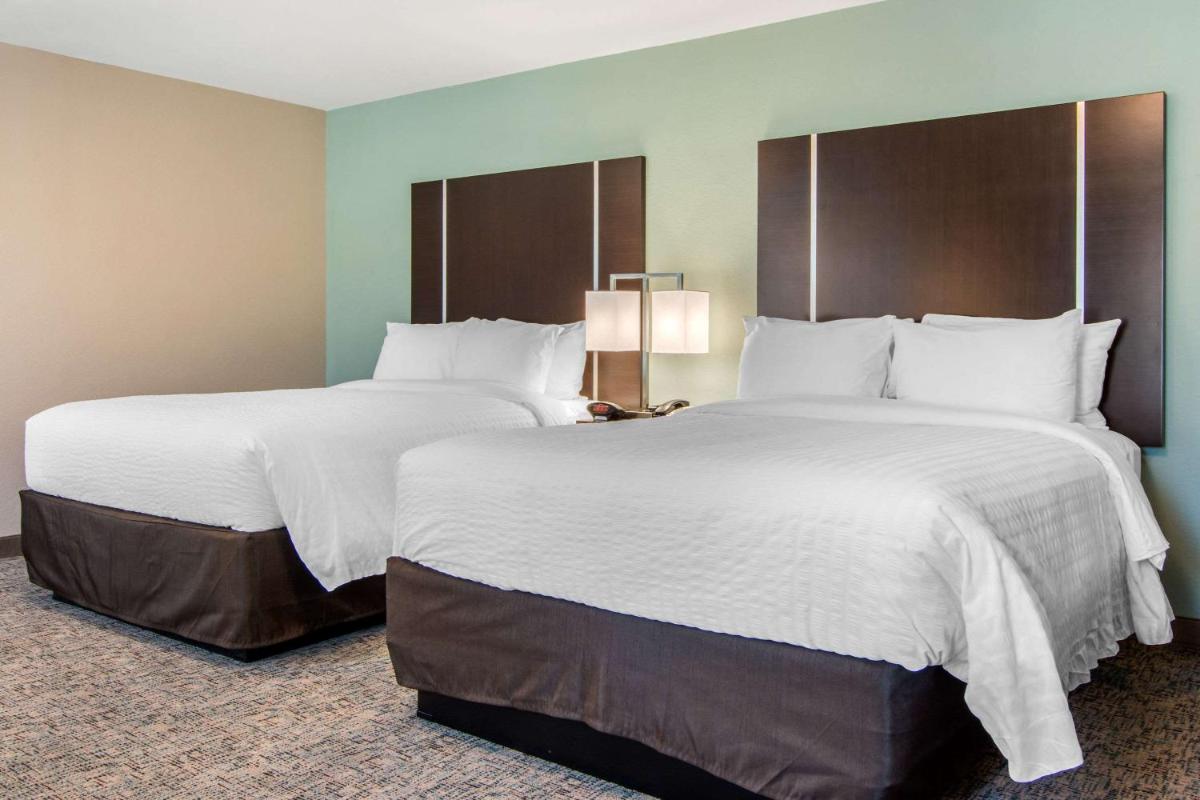 Clarion Inn & Suites Atlanta Downtown - Housity