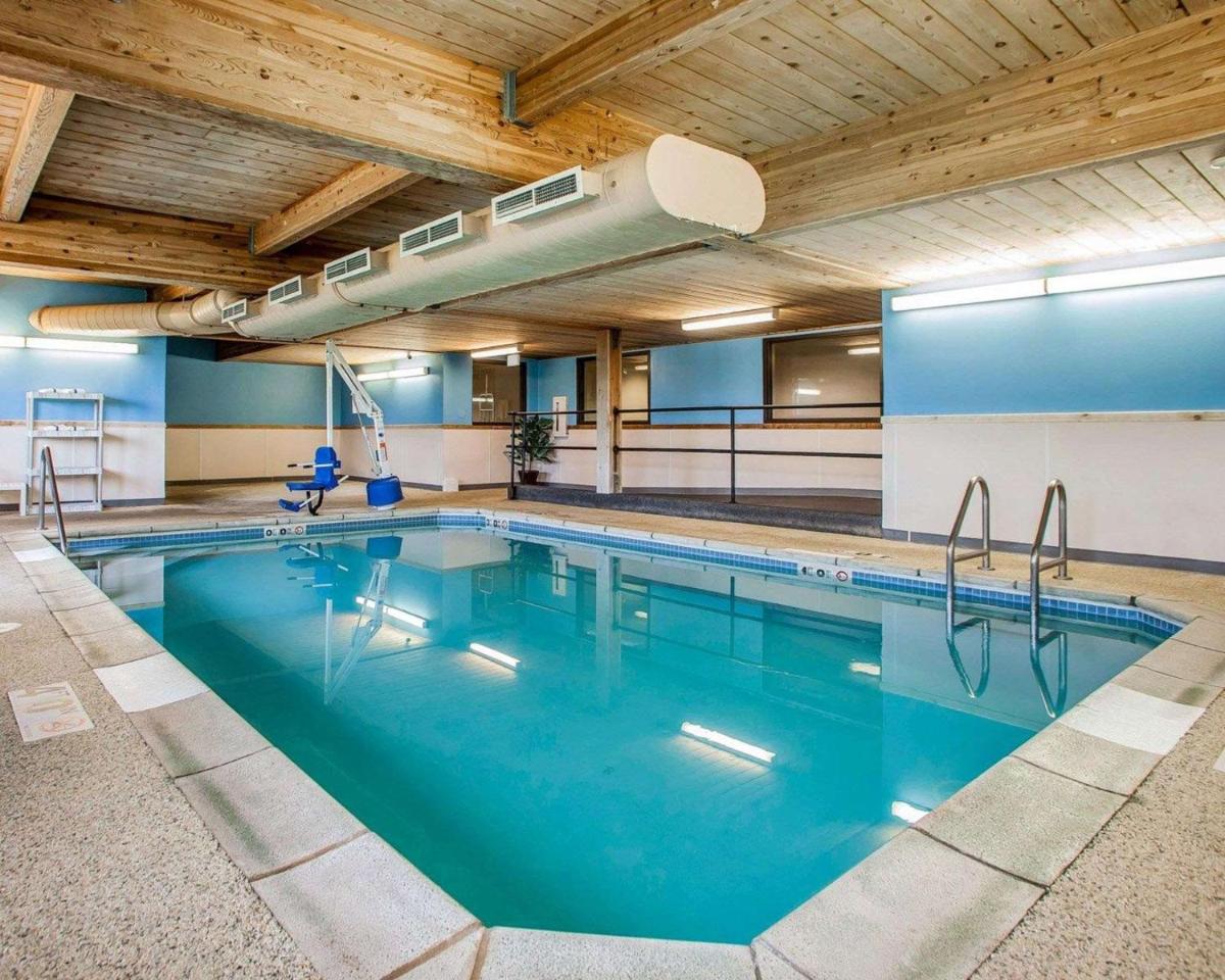 Comfort Inn Marshalltown South - Housity
