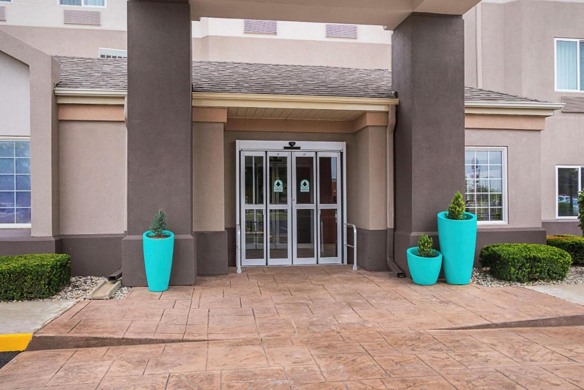 Sleep Inn & Suites - Housity