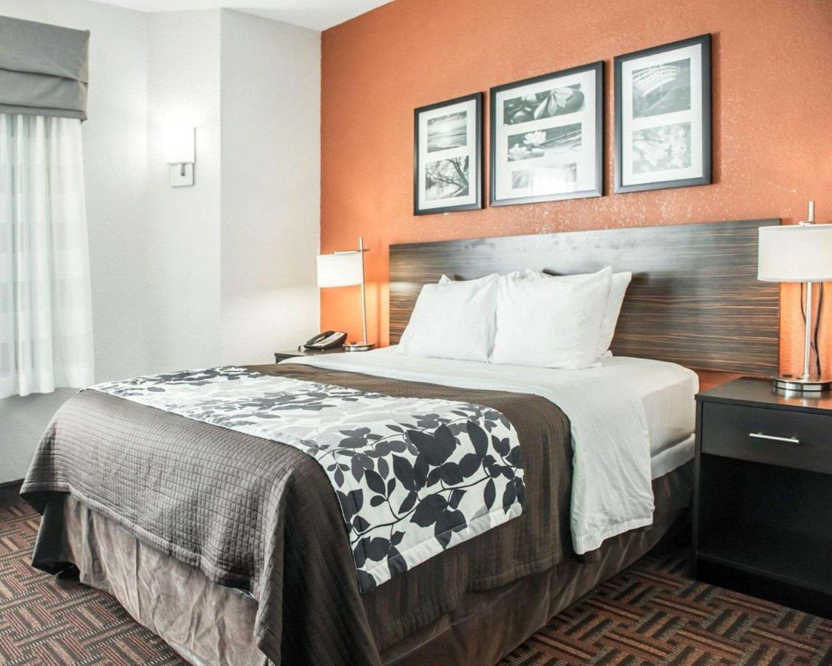 Sleep Inn O'Fallon near I-64 - Housity