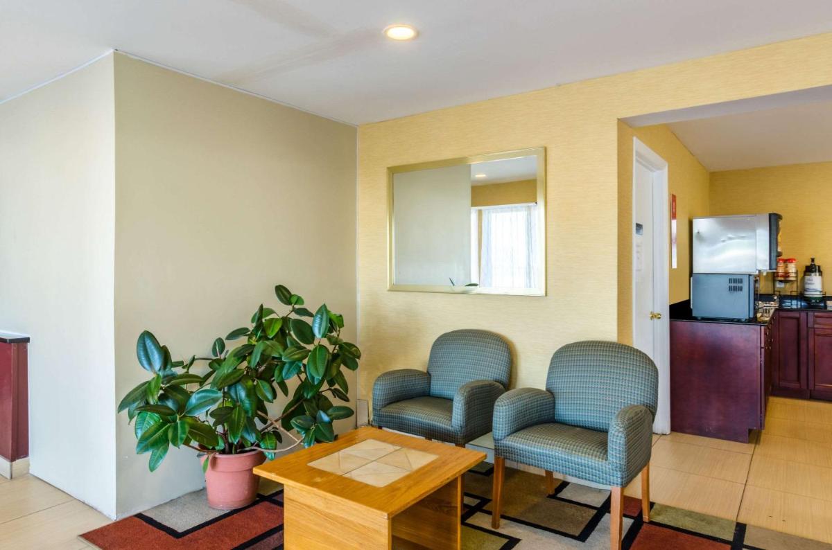 Fairbridge Inn Express Pittsfield - Housity