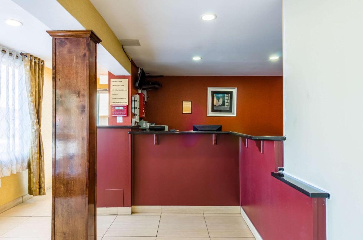 Fairbridge Inn Express Pittsfield - Housity