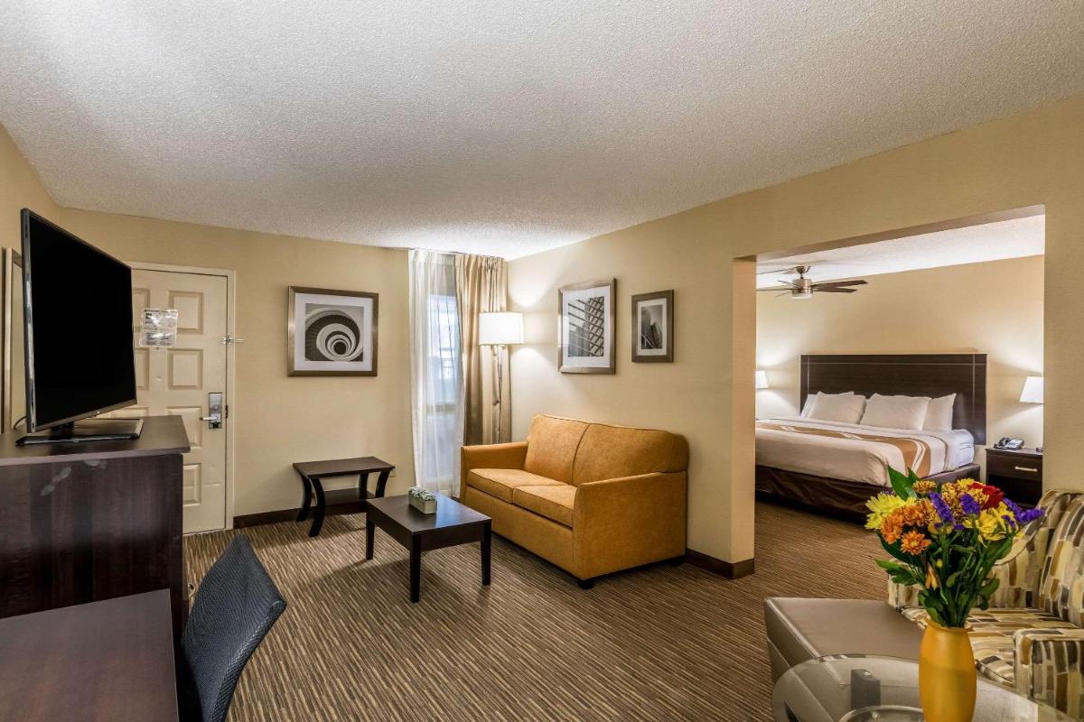 Quality Inn University Lansing - Housity