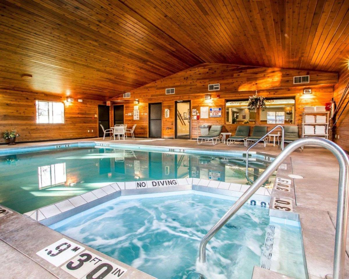 Quality Inn Ironwood - Housity