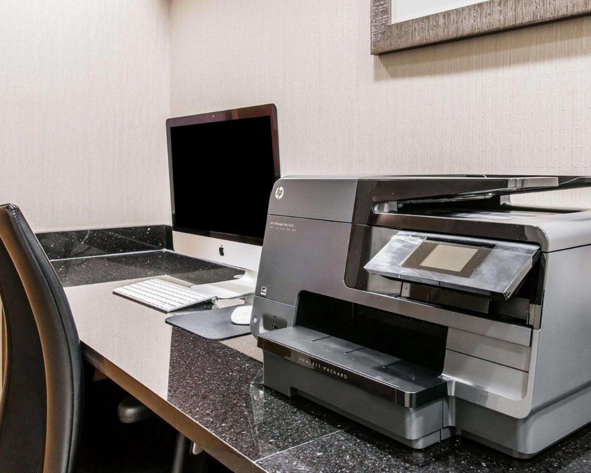 Quality Inn & Suites Warren - Detroit - Housity
