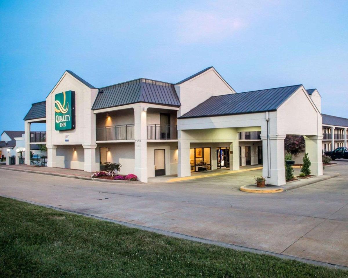 Quality Inn US65 & E Battlefield Rd Springfield - Housity