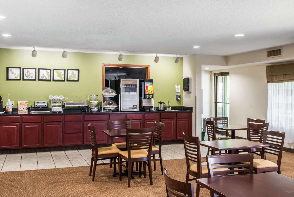 Sleep Inn Saint Charles North - Housity