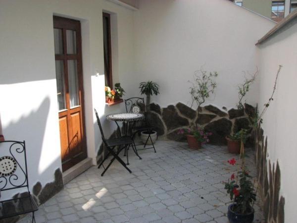 Penzion-In - Housity