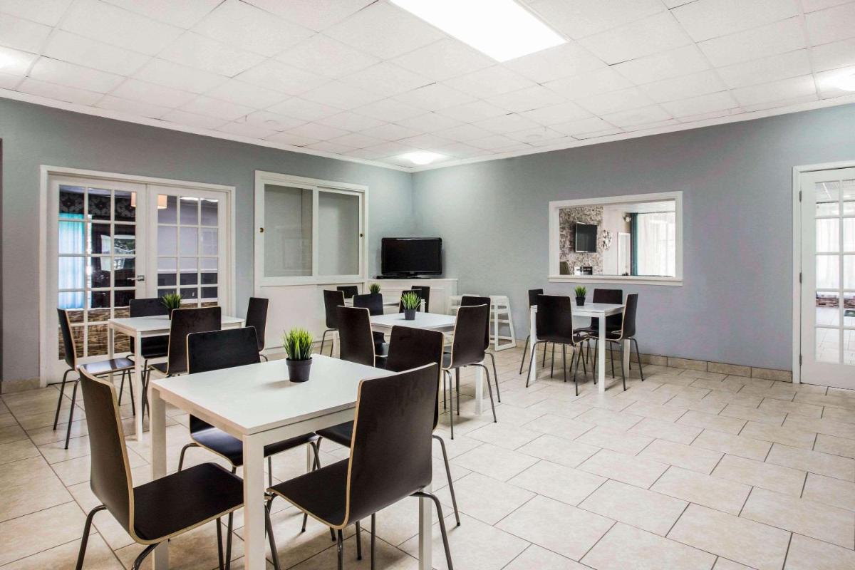 Quality Inn & Suites University Area - Housity