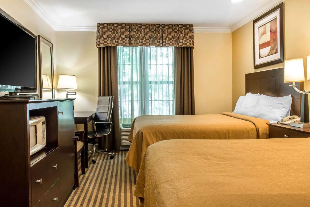 Quality Inn near Mountain Creek - Housity