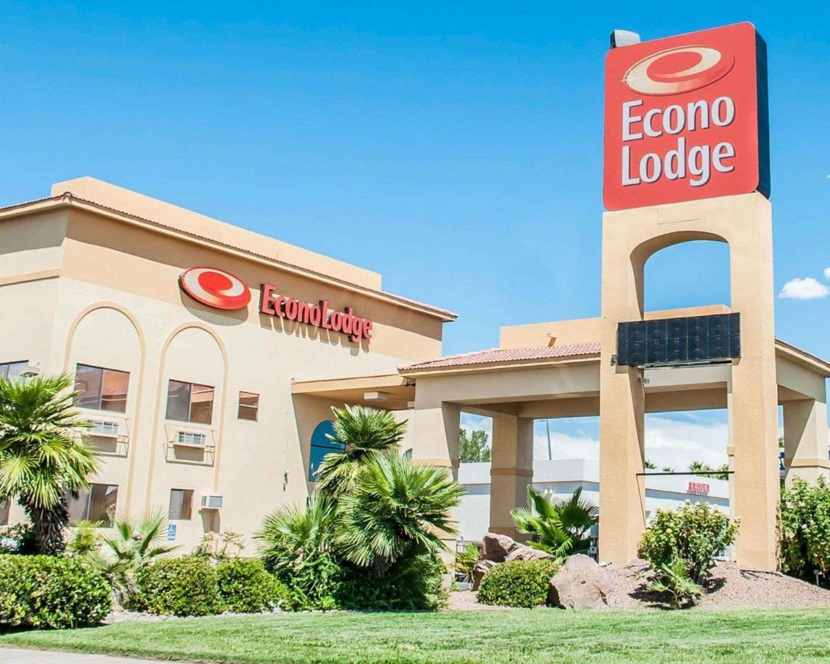 Econo Lodge Las Cruces University Area - Housity
