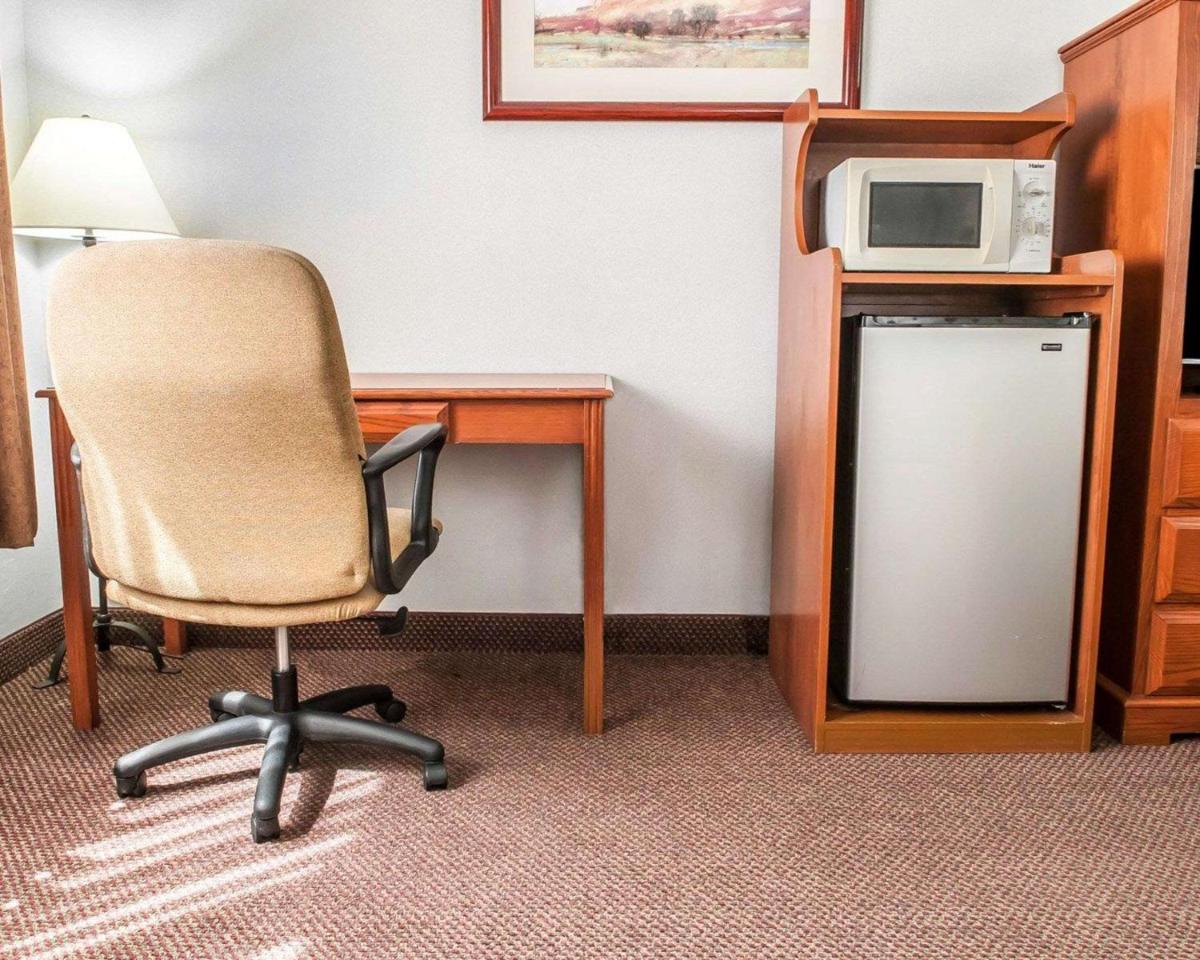 Econo Lodge Las Cruces University Area - Housity