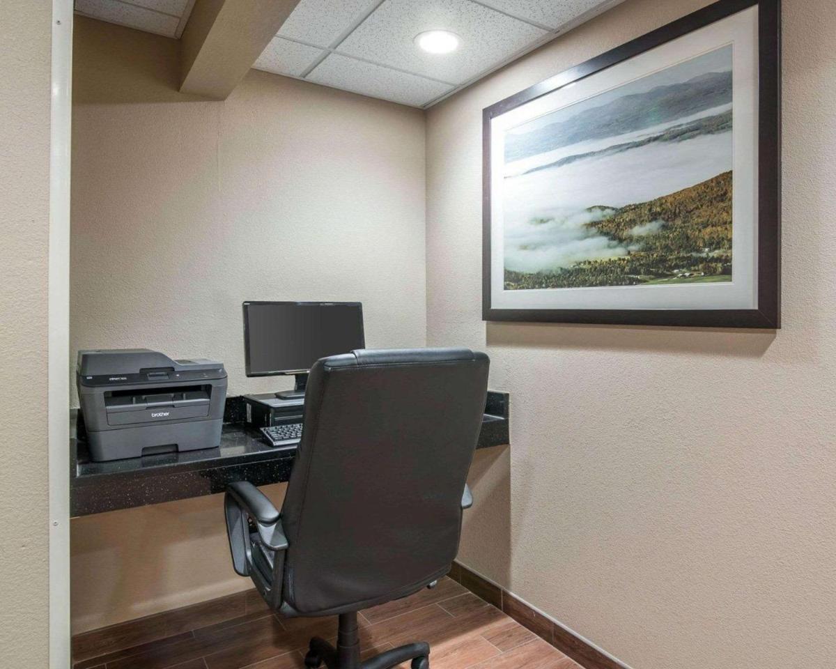 Comfort Inn - Housity