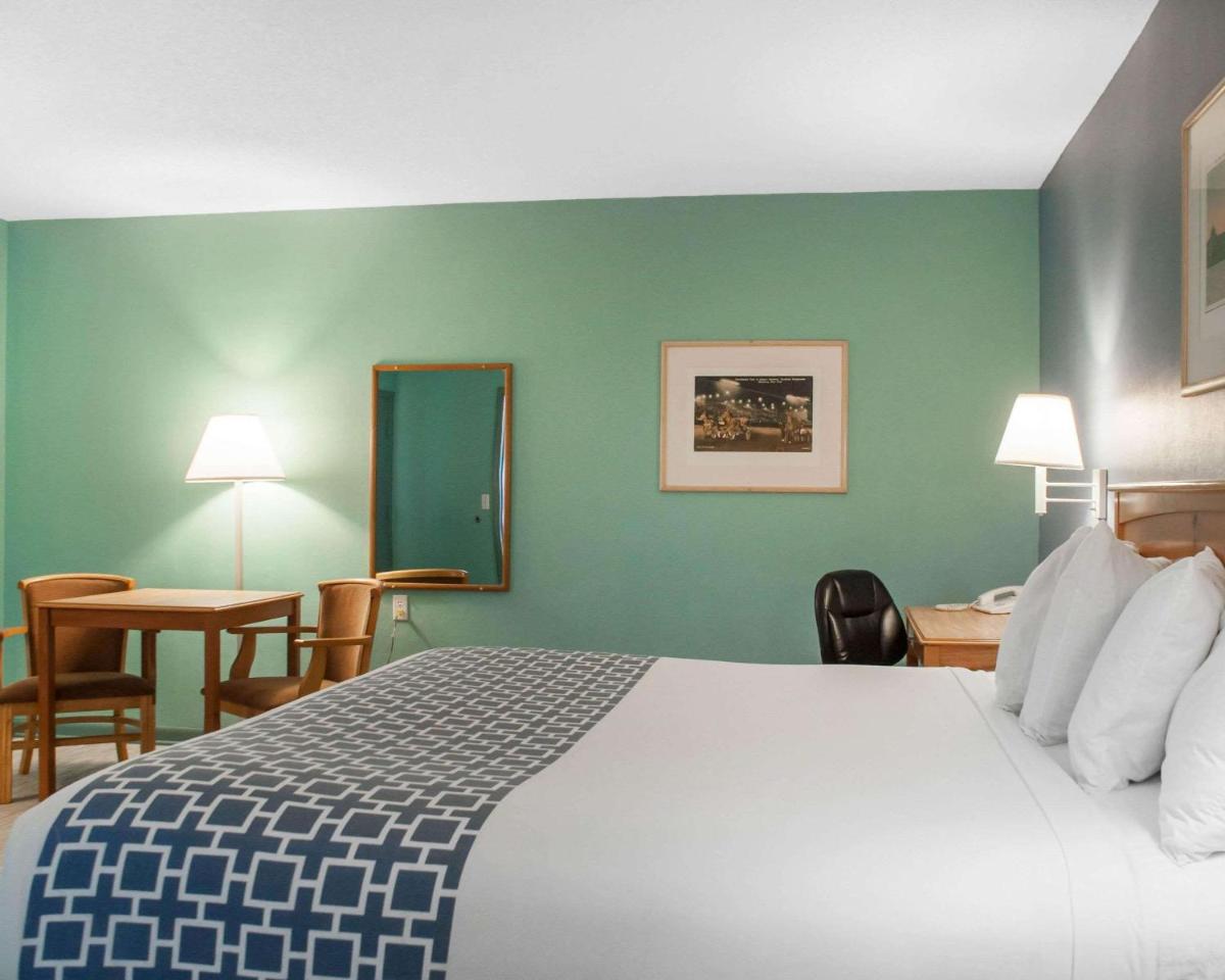 Econo Lodge Buffalo South - Housity