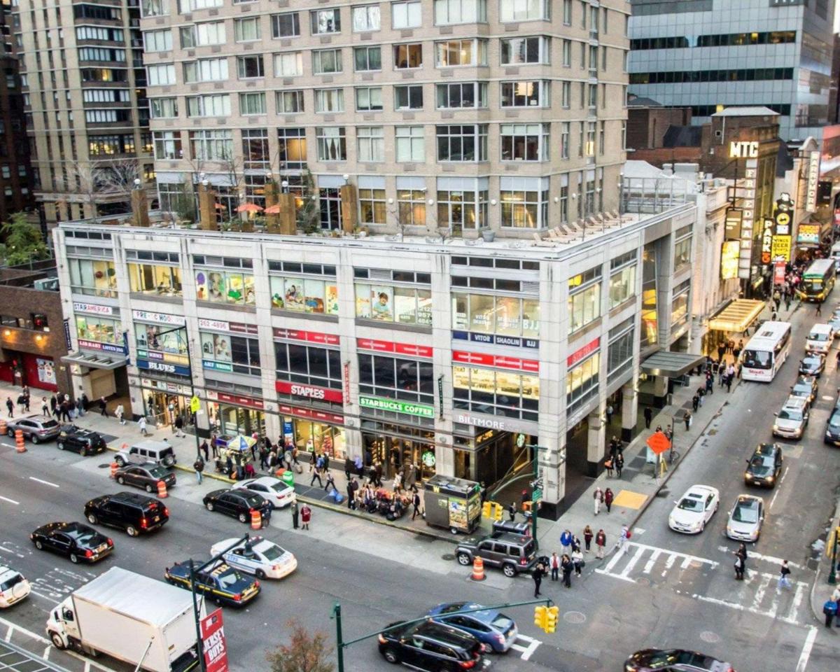 Econo Lodge Times Square - Housity