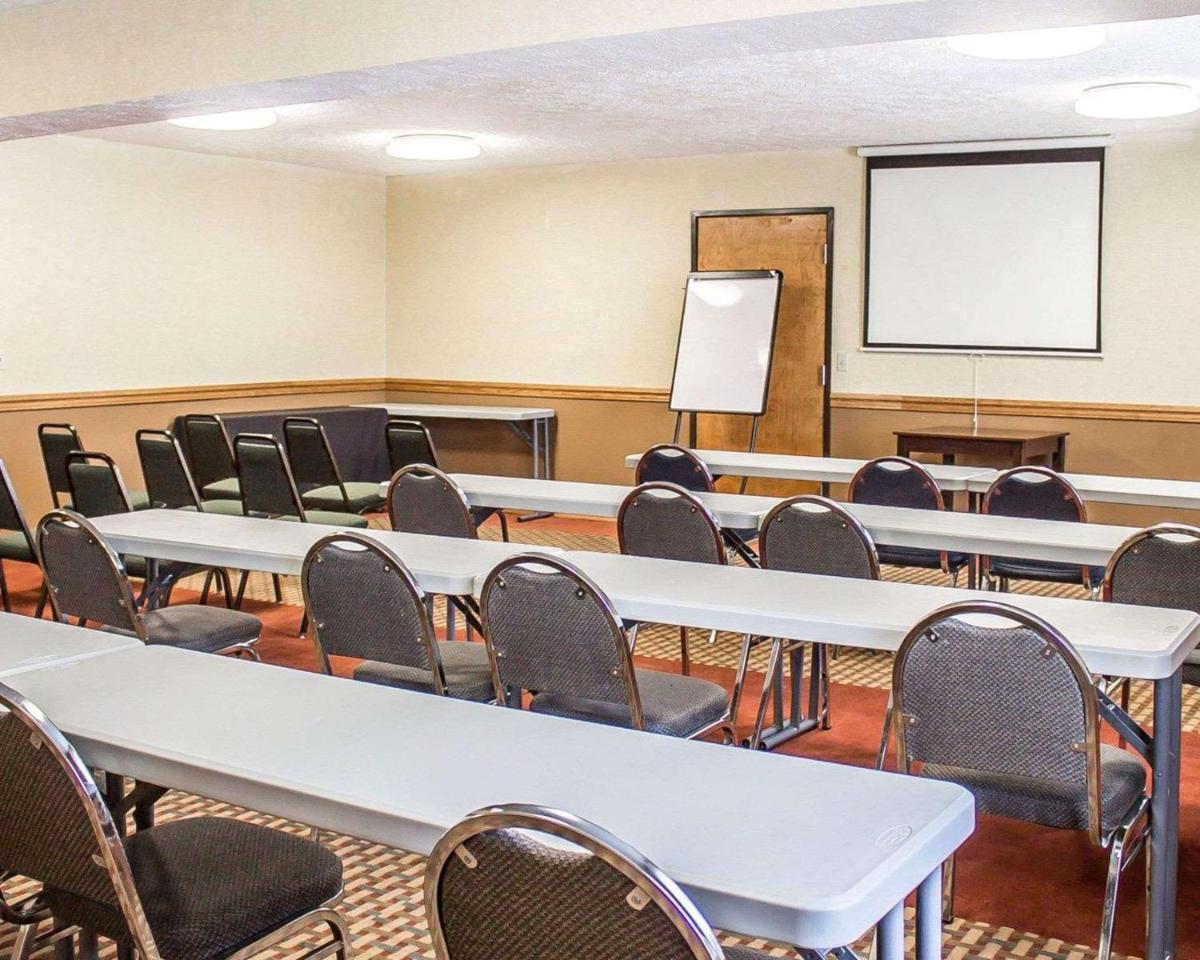 Quality Inn Elyria - Housity