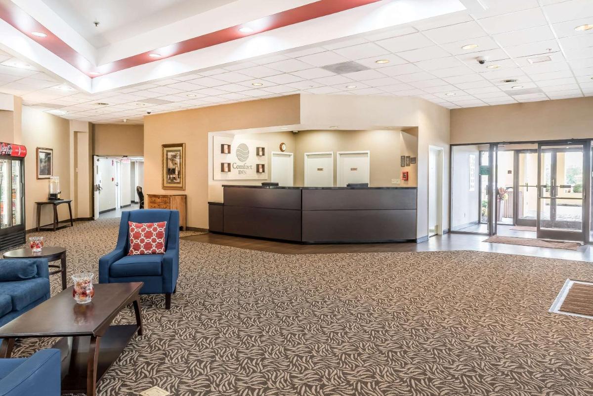 Comfort Inn & Suites Piqua-Near Troy-I75 - Housity