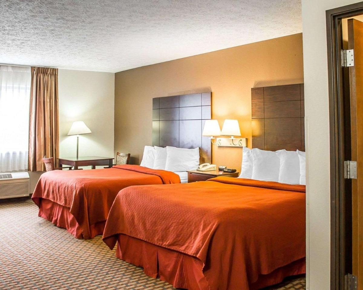 Quality Inn Elyria - Housity