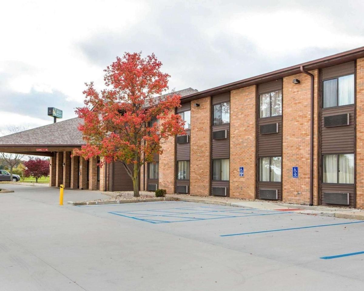 Quality Inn - Housity