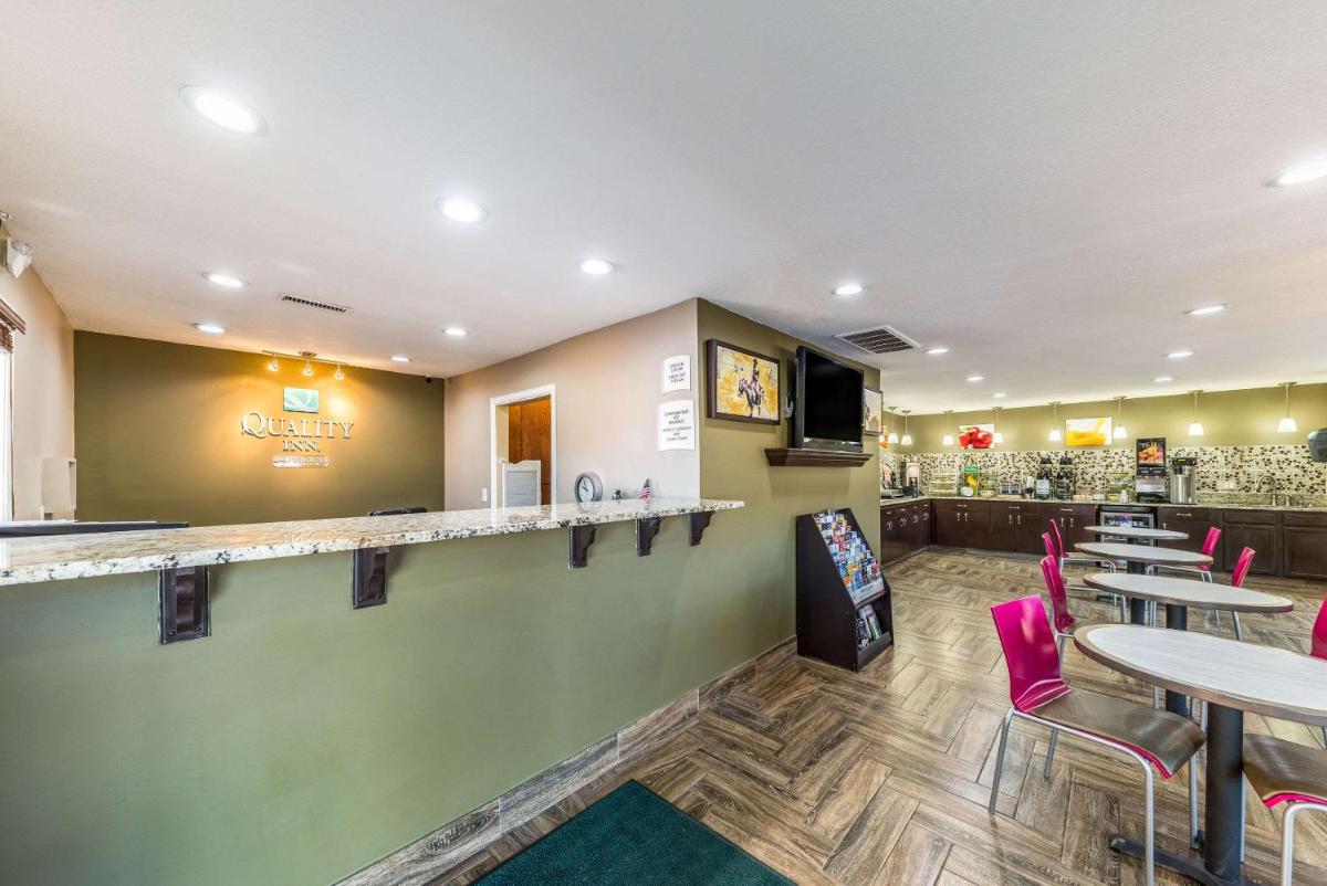 Quality Inn Glenpool - Tulsa - Housity