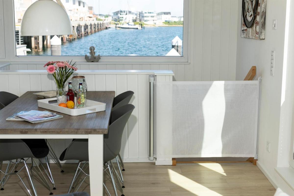 Schwimmendes Haus Ankerlicht - Housity