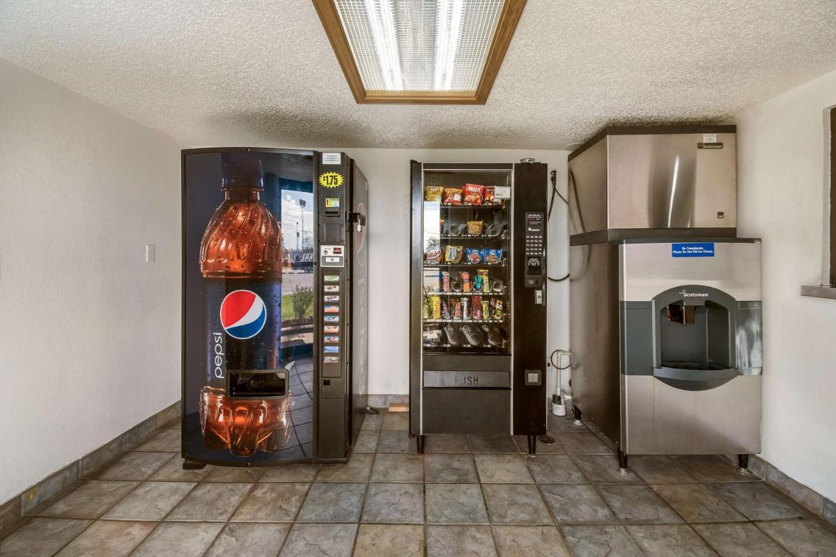 Motel 6-Grove City, OH - Housity