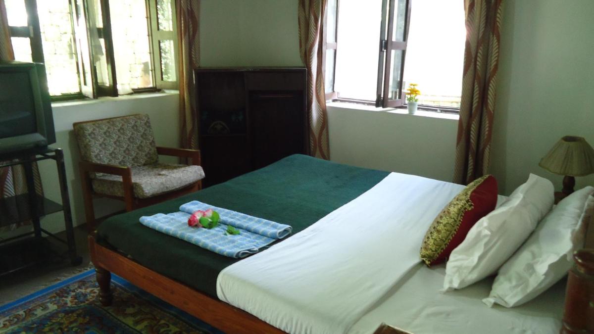 Gurkha Lodge - Housity