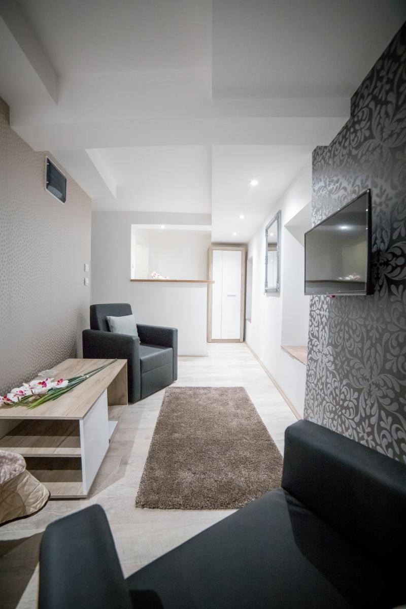 Apartmani Aleksandra u centru grada - Housity