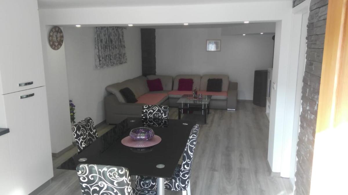 APARTMAN SAUNA "NINO" - Housity
