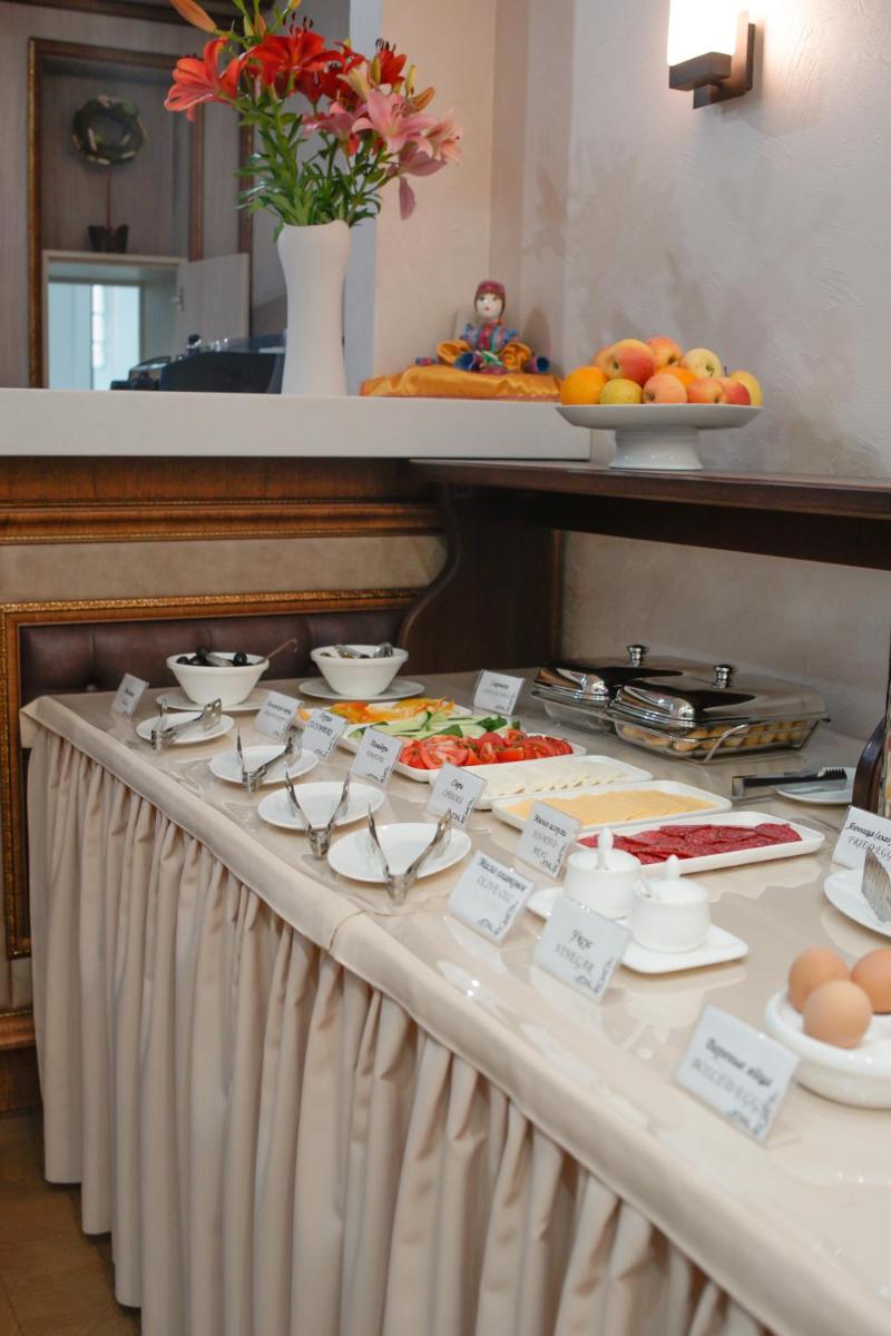 Birch Yard Hotel - Housity