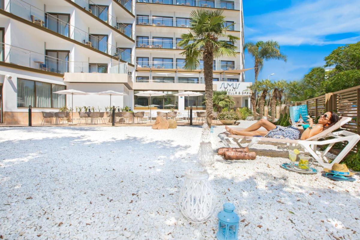 Playa de o cerca de este hotel