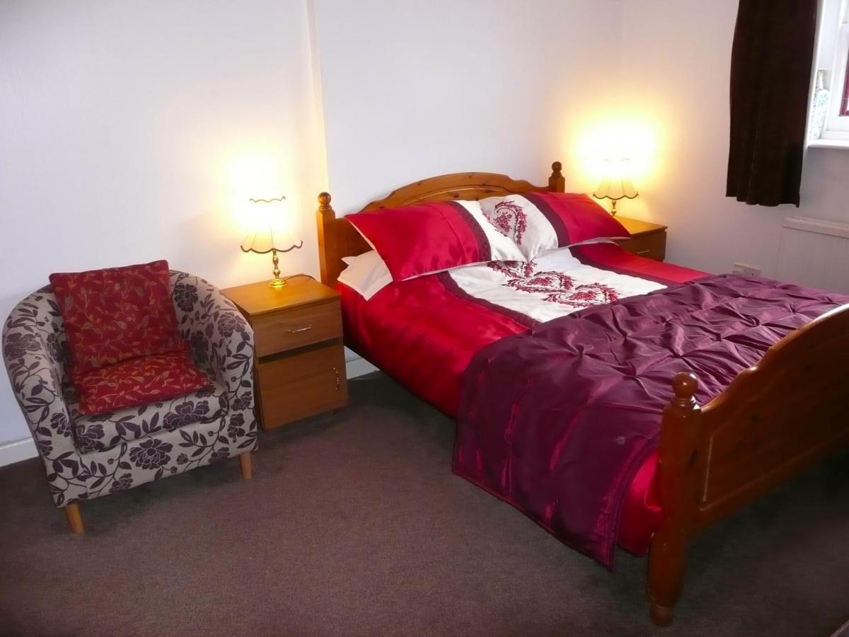 Hawthorn House Hotel - Housity