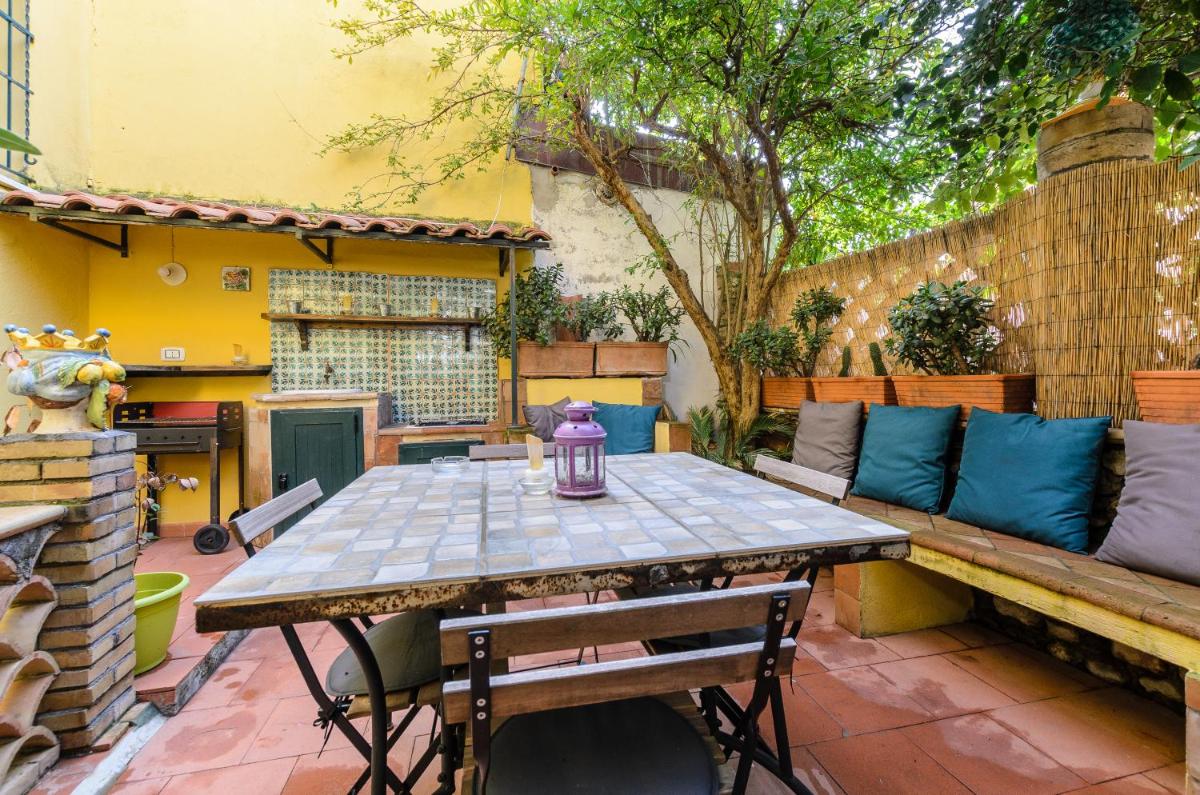 Holiday Home Taormina 2 - Housity