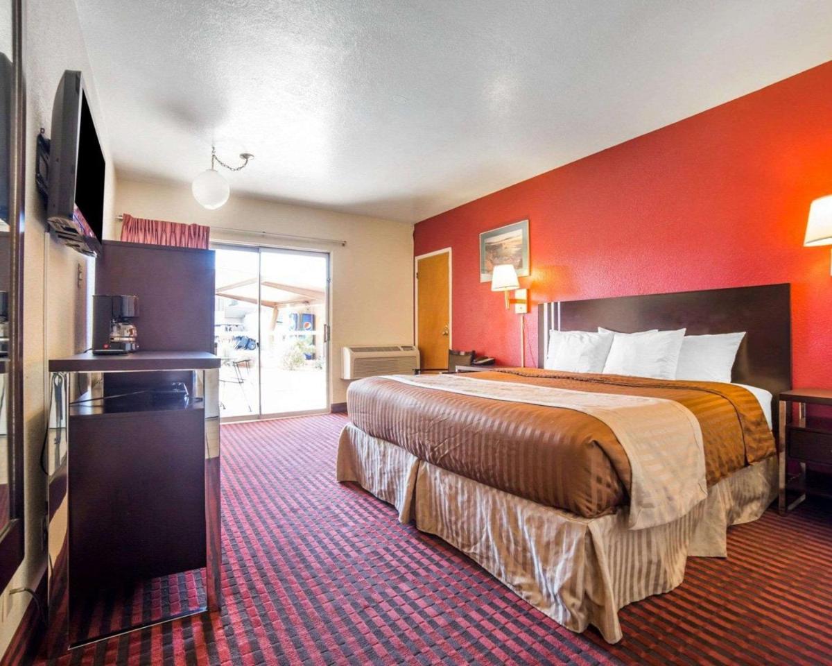 Rodeway Inn at Lake Powell - Housity