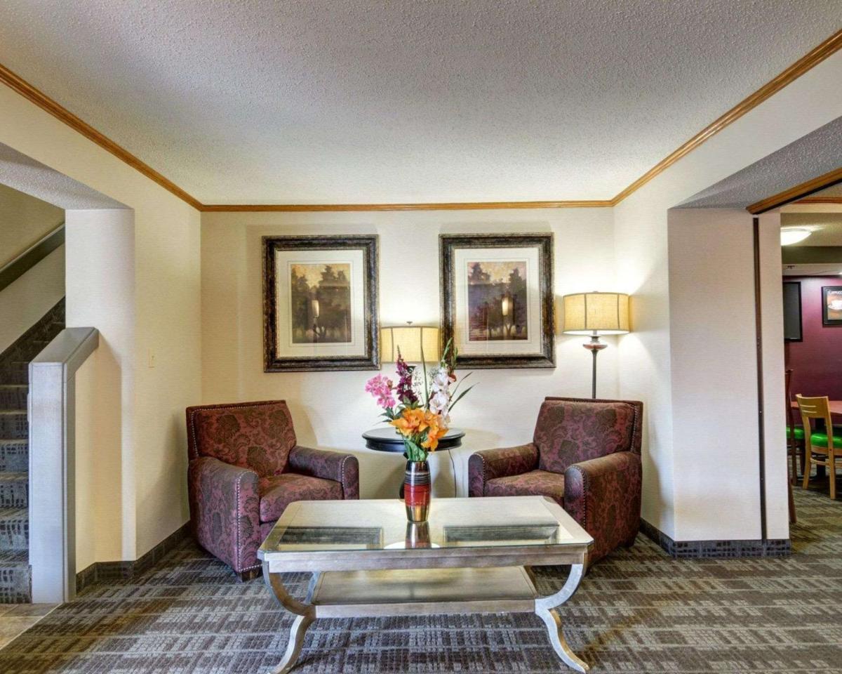 Quality Inn Fort Smith I-540 - Housity
